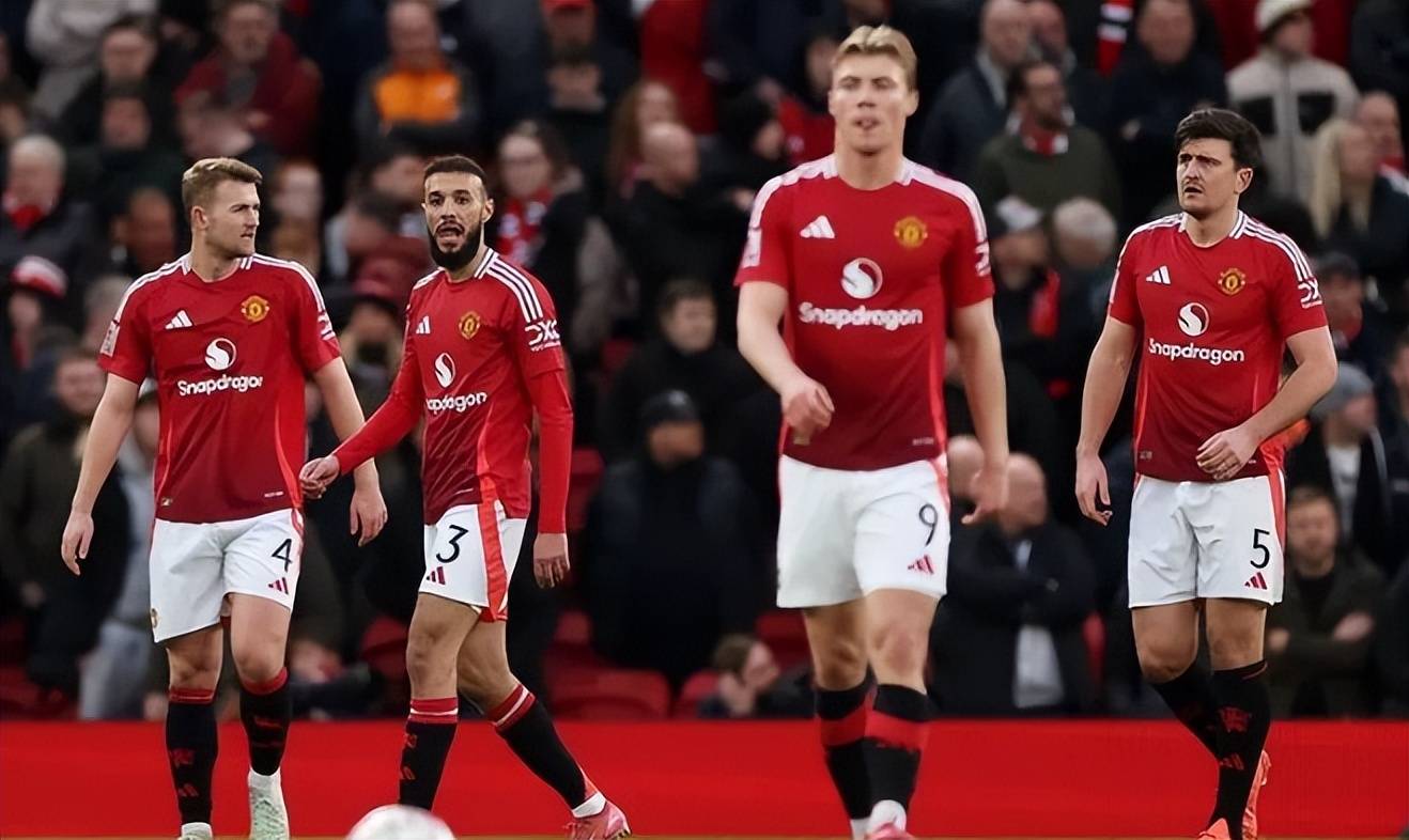 英媒：吉藤斯受伤后情况并不严重，将继续留在英格兰U21队（英媒：吉藤斯伤势不重，仍将留队随英格兰U21征战）