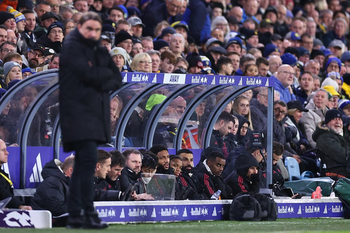 68分钟被换！利物浦1.5亿标王让斯洛特死心：5项数据挂零 评分6.5