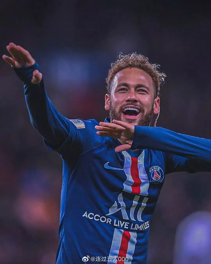 广州队主帅临场调整显功力