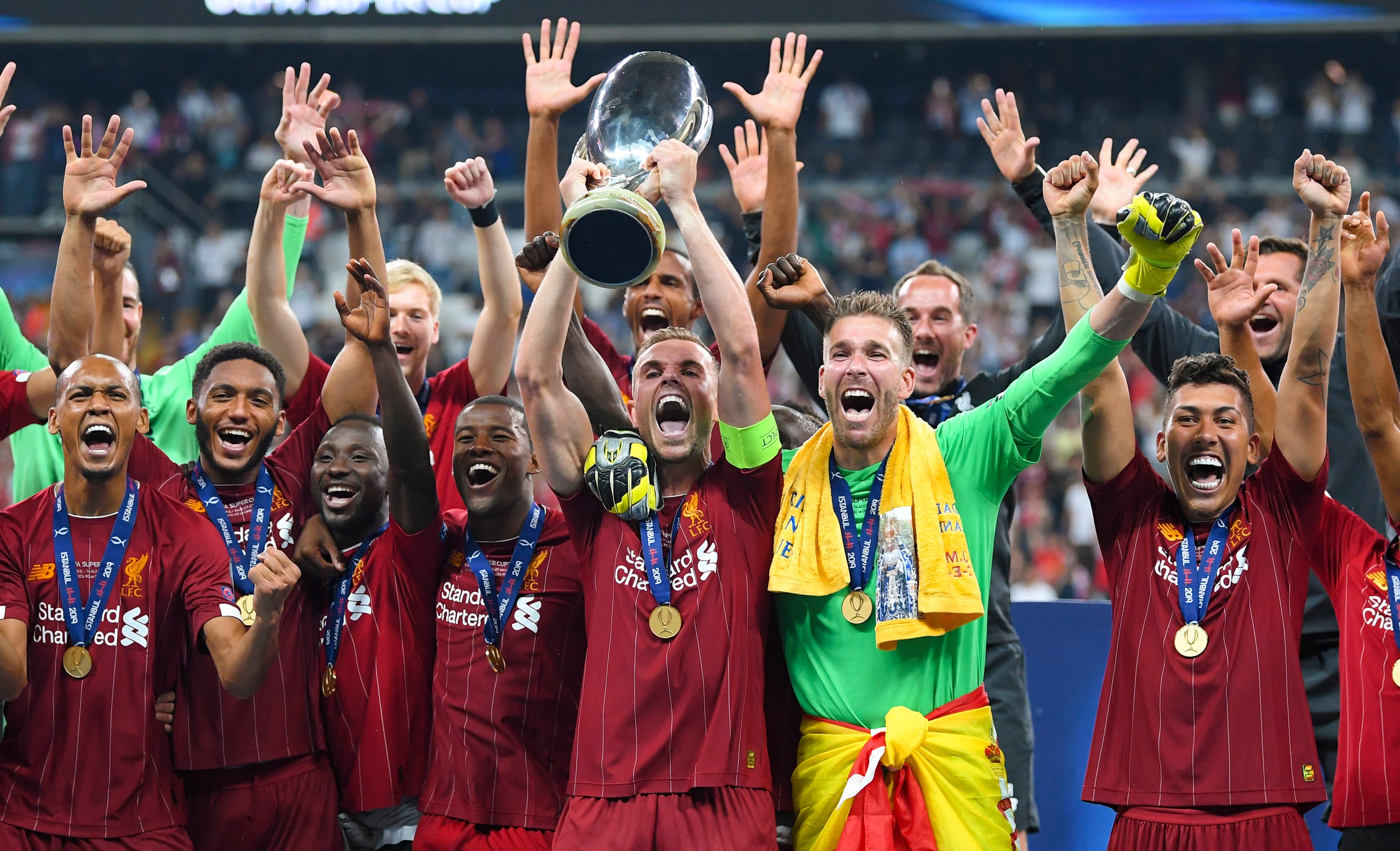 一战封神🔁陈威在#亚冠#第6比赛日多次为上海海港...（一战成名！陈威在#亚冠#第6比赛日多次神扑守住上海海港）