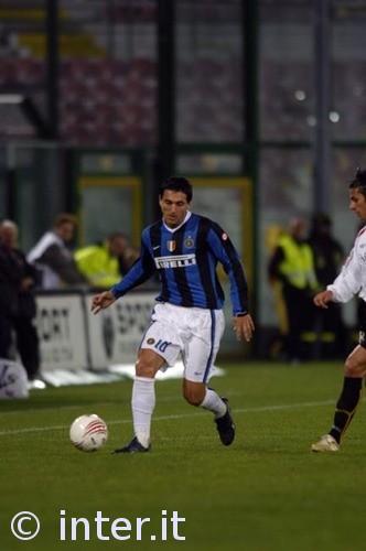 中超冠军数排行：海港4次夺冠并列第二，广州恒大8冠遥遥领先